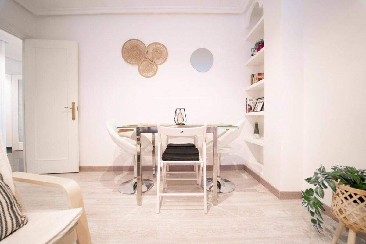 Apartamento Avenida De Castilla Хихон Екстериор снимка