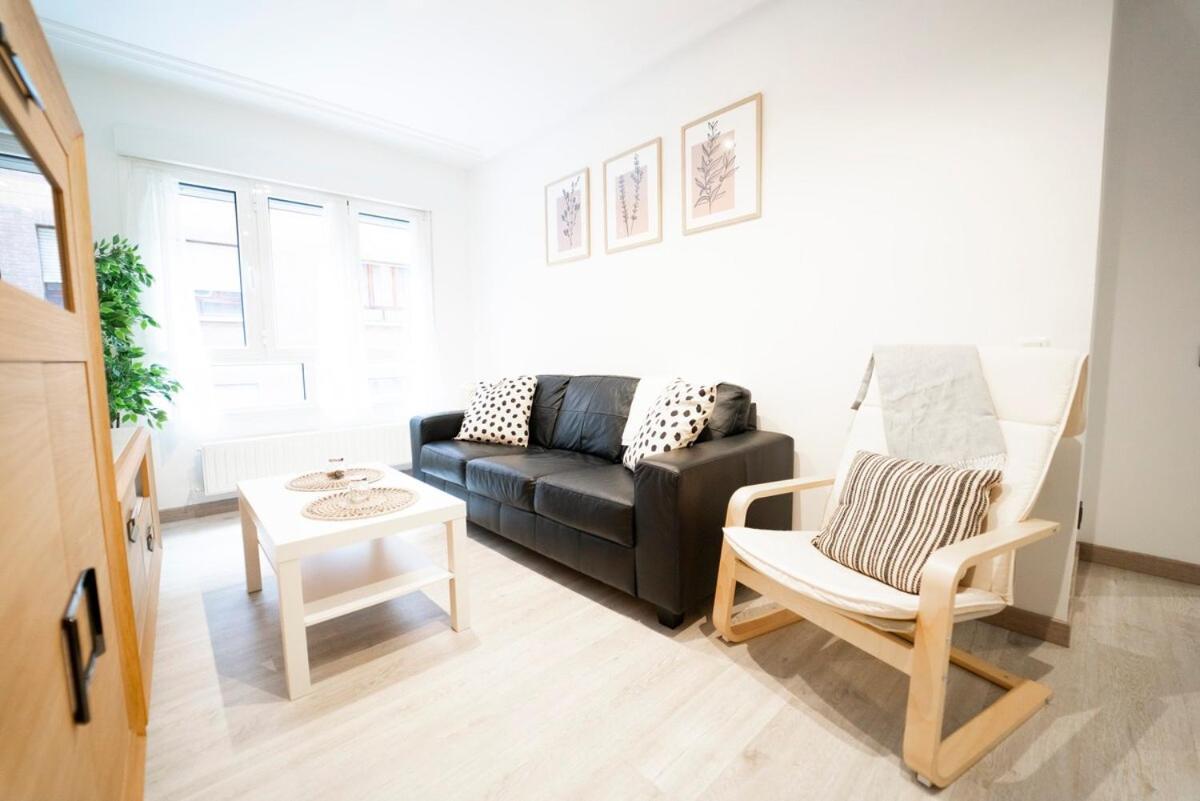 Apartamento Avenida De Castilla Хихон Екстериор снимка