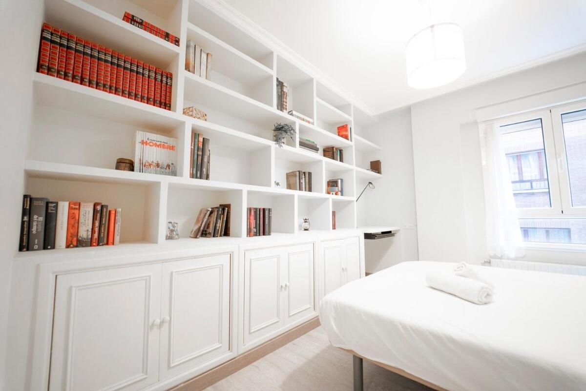 Apartamento Avenida De Castilla Хихон Екстериор снимка