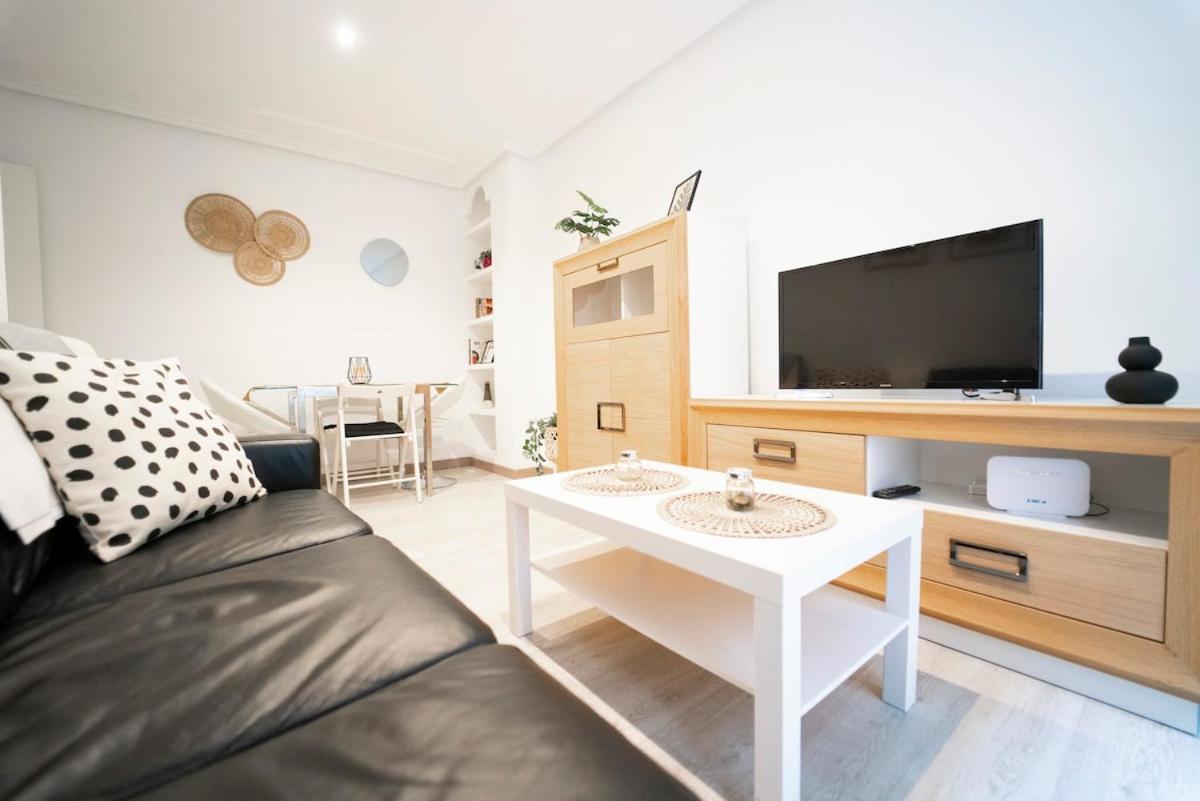 Apartamento Avenida De Castilla Хихон Екстериор снимка